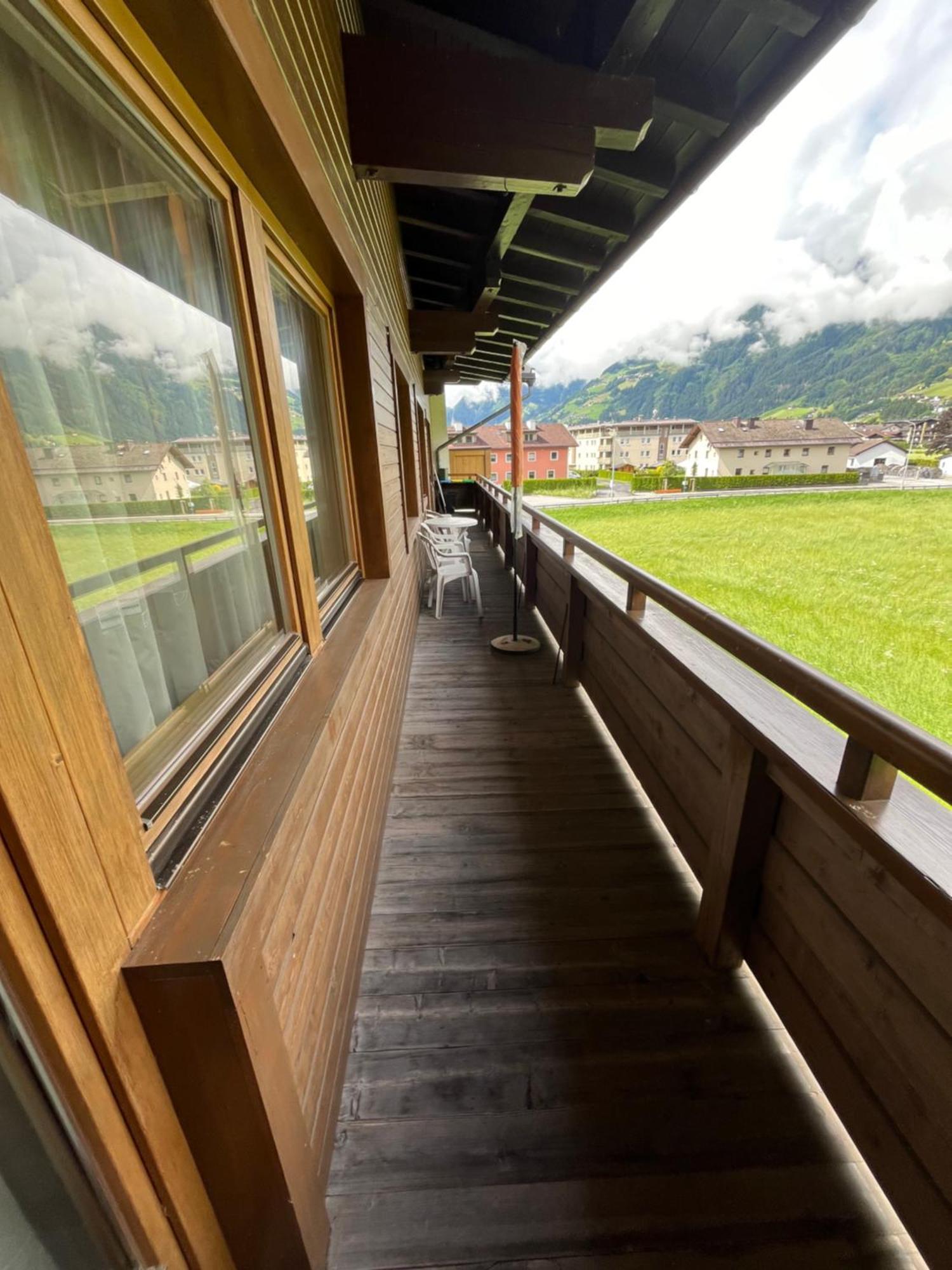 Zell Views Apartments Zell am Ziller Bagian luar foto